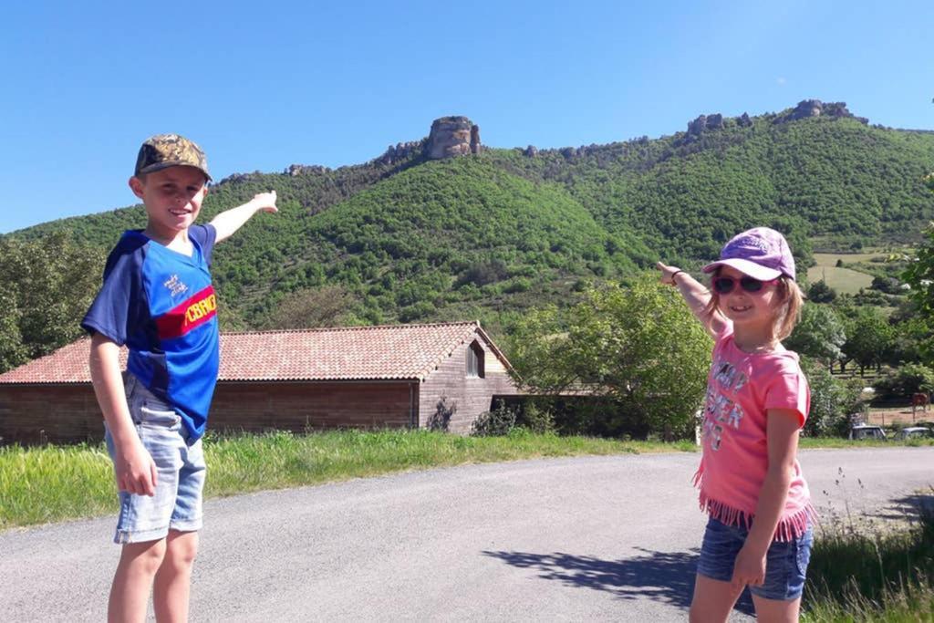 La Maison Huguetoune Nant Dış mekan fotoğraf