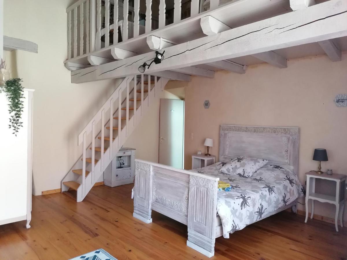 La Maison Huguetoune Nant Dış mekan fotoğraf